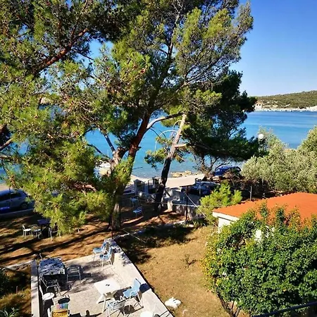 Seaside Dunka Martinšćica