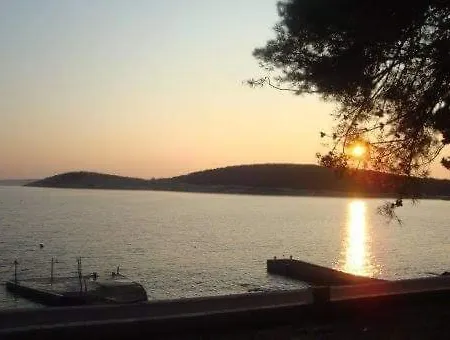 Seaside Dunka Apartment Martinscica (Cres)