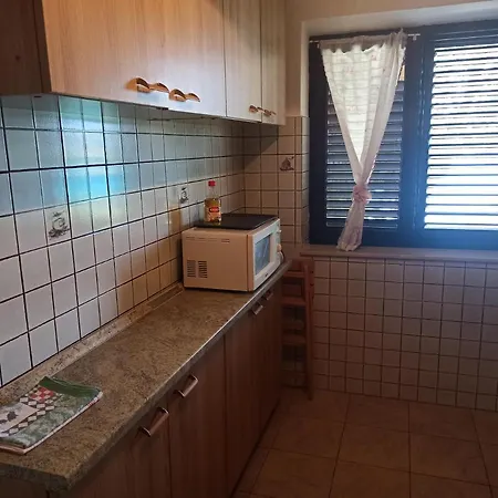 Seaside Dunka Martinšćica